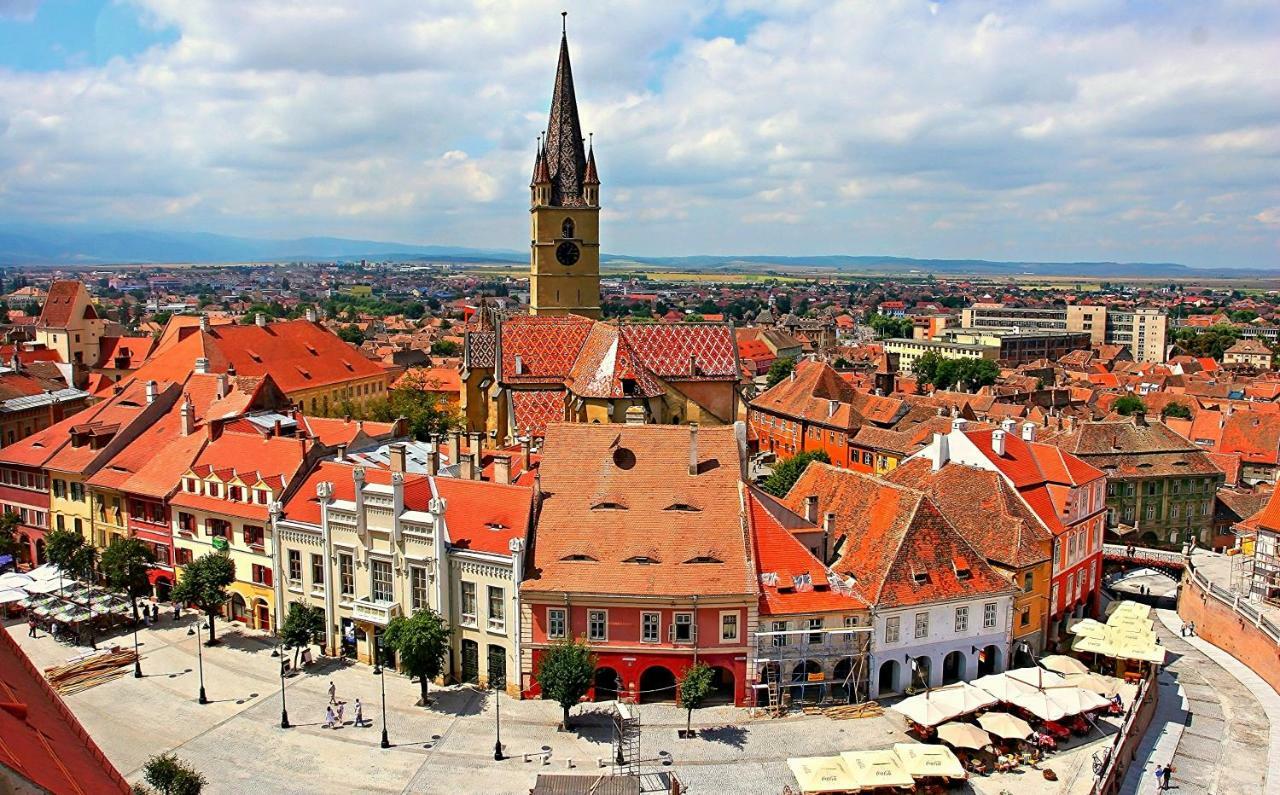 Apartment Queen Sibiu Exterior foto